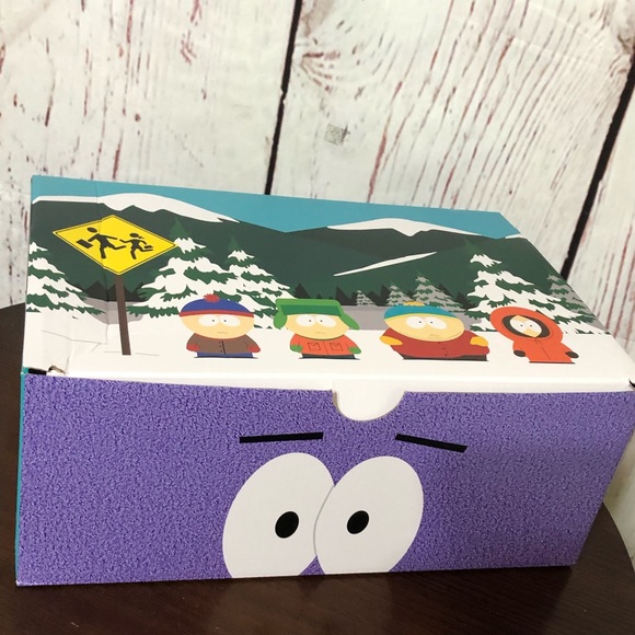 CROCS X SOUTH PARK CARTMAN classic clogs with 8 jibbitz charms size 10 Mens Nwt - Picture 16 of 16